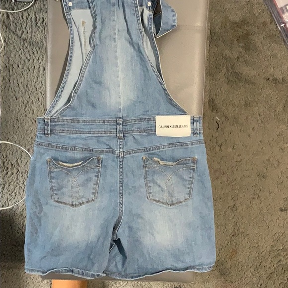 Overall shorts - Picture 3 of 3